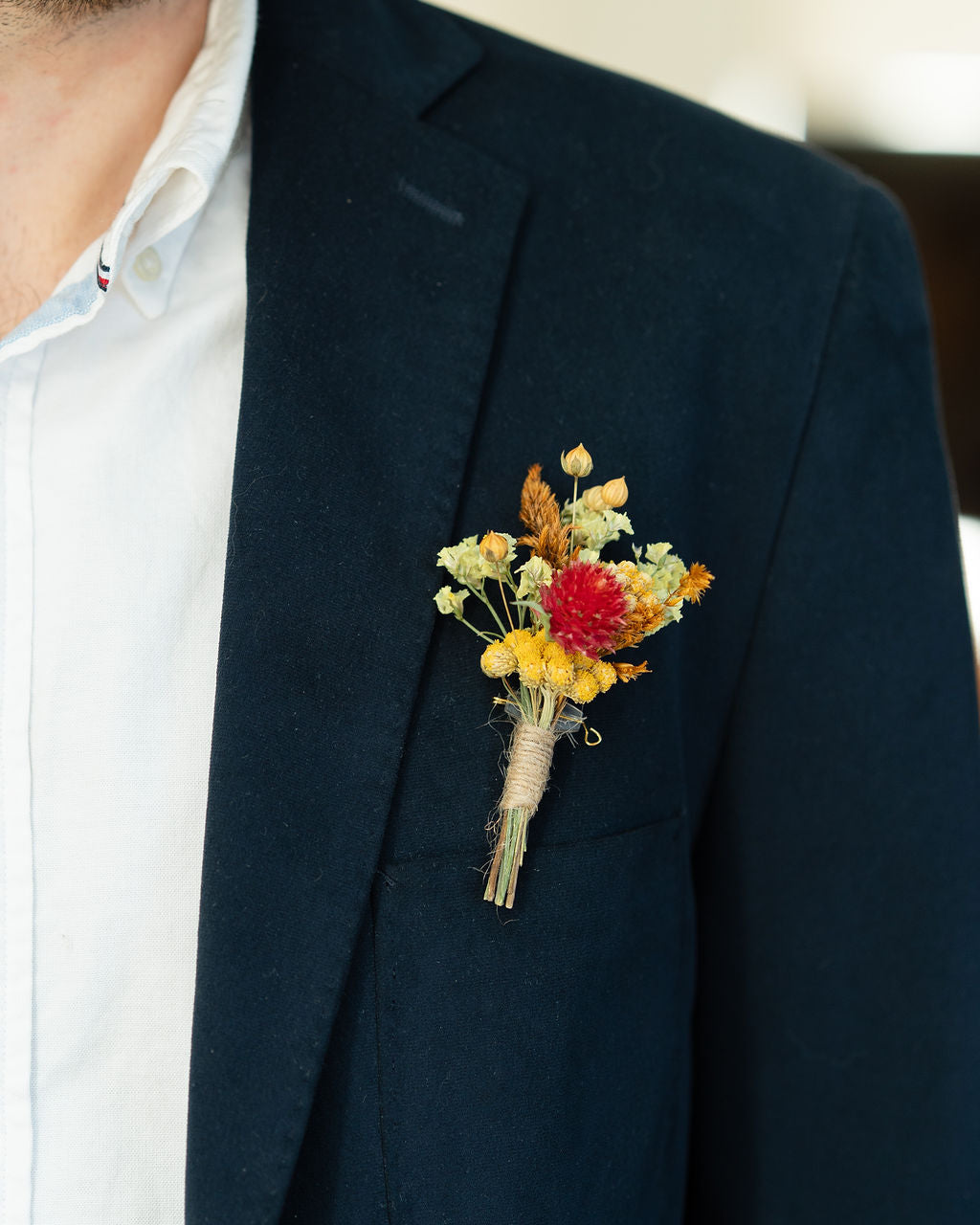 Boutonnière en fleurs séchées pour cérémonie - BRÉHAT