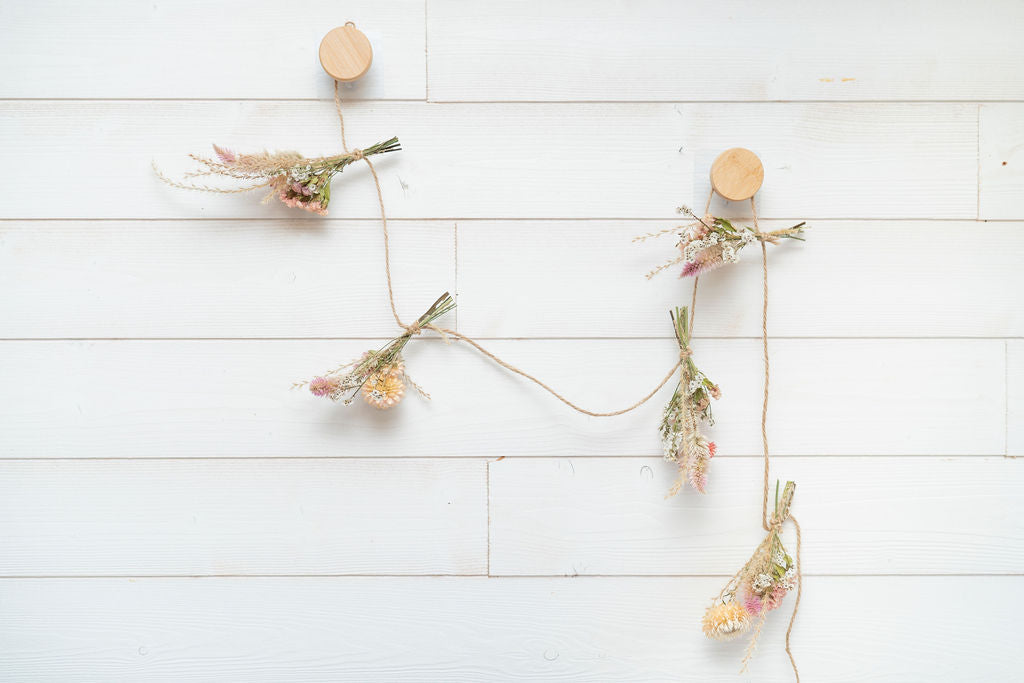 Kit DIY - Guirlande murale en fleurs séchées - Pastel