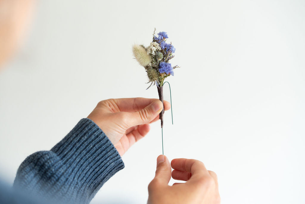 Kit à réaliser DIY - 10 Pics à chignon en fleurs séchées - Bleu