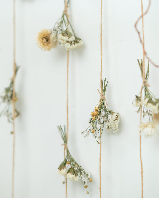 Suspension de fleurs séchées : rideau de fleurs - MOONLIGHT