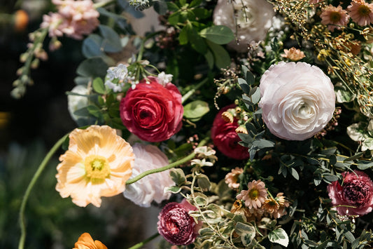 Zoom sur le mariage d'Adèle et Yann : un mariage hivernal au domaine Le Mezo