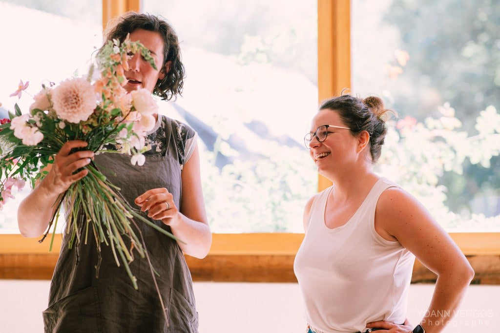 💙 Spécial fête des mères : un bouquet L aux couleurs bleu/blanc + un atelier pour 99,90 € (au lieu de 120,20€)