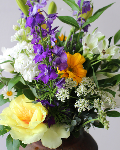 💙 Spécial fête des mères : un bouquet L aux couleurs bleu/blanc + un atelier pour 99,90 € (au lieu de 120,20€)