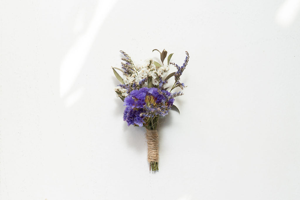 Boutonnière en fleurs séchées pour cérémonie - BERDER