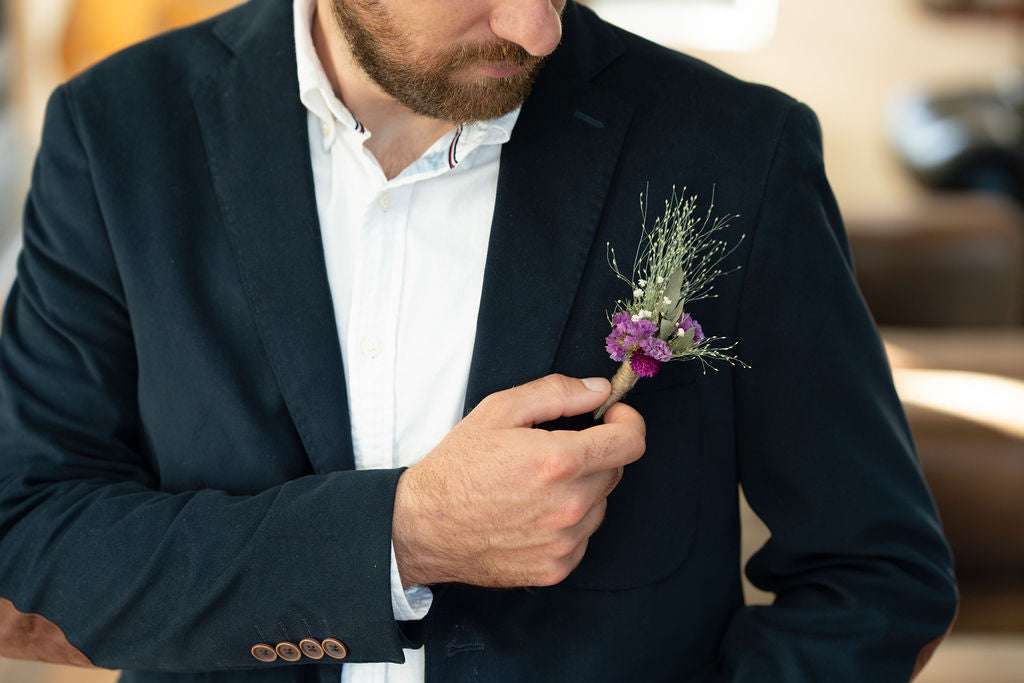 Boutonnière en fleurs séchées pour cérémonie - GROIX
