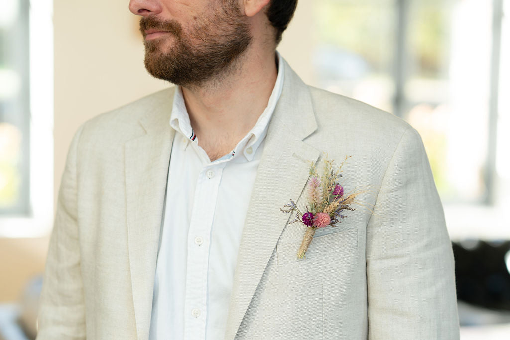 Boutonnière en fleurs séchées pour cérémonie - MOLÈNE