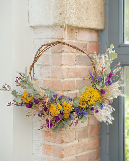 Atelier : Créez votre couronne de fleurs séchées (toute l'année)