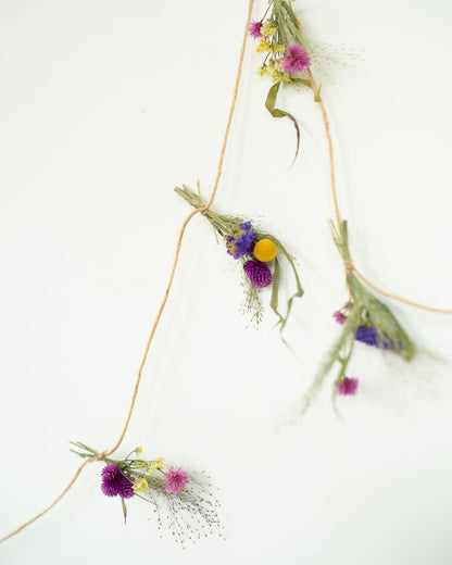 Guirlande murale de fleurs séchées - ELECTRIC FEEL