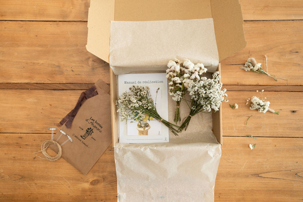 Kit DIY à réaliser - Boutonnières en fleurs séchées - Blanc