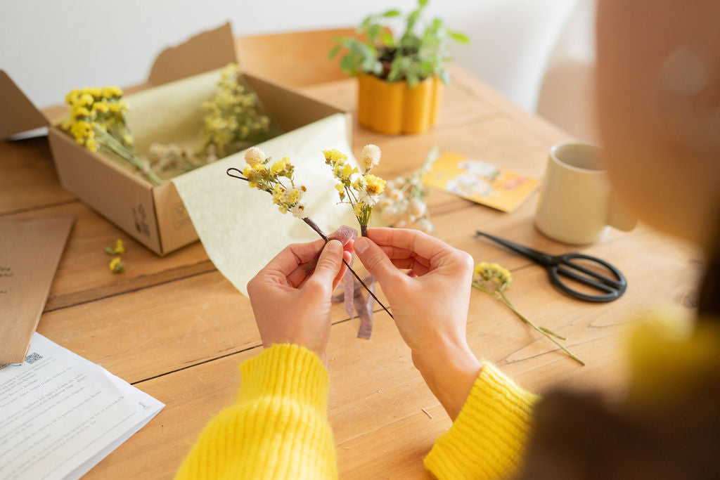 Kit DIY à réaliser - Couronne de tête adulte en fleurs séchées - Jaune