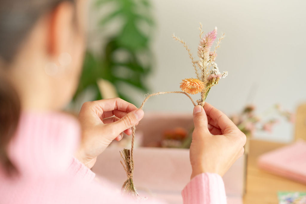 Kit DIY - Guirlande murale en fleurs séchées - Pastel