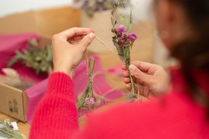 Kit DIY - Guirlande murale en fleurs séchées - Rose