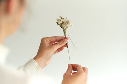Kit à réaliser DIY - Pics à chignon en fleurs séchées - Blanc