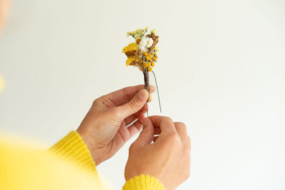 Kit à réaliser DIY - Pics à chignon en fleurs séchées - Jaune