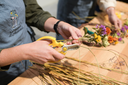 Atelier : Créez votre couronne de fleurs séchées (toute l'année)